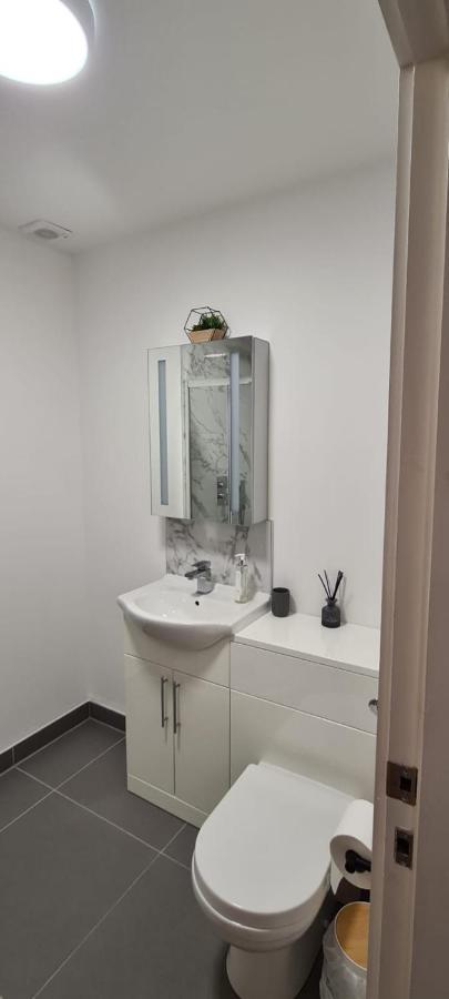 2 Bedroom Central Apartment Leek Exterior foto